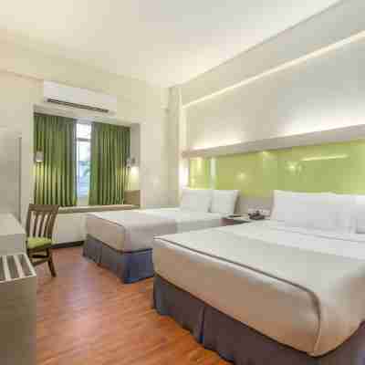 Microtel Inn & Suites by Wyndham San Fernando Rooms
