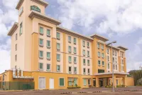 La Quinta by Wyndham Poza Rica - parking