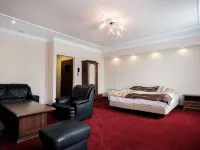 Spa Hotel Gloria Hotels in Przemyśl