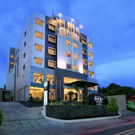 Hotel Neo+ Balikpapan by Aston Отели рядом с достопримечательностью «Парк Бекапай»