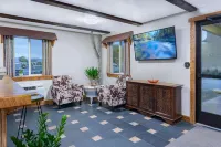 Travelodge by Wyndham Lovell/Bighorns Hotels in Big Horn County