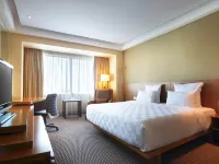 Hotel Novotel Balikpapan Hotel dekat Hutan Kota Telaga Sari