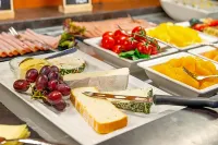 Hotel Bayerischer Hof - breakfast