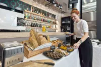 Trendy Hotel by Athens Prime Hotels - Baarit