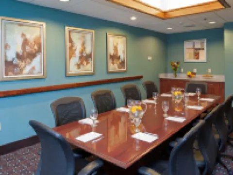 Hampton Inn & Suites Kokomo Hotels in Kokomo