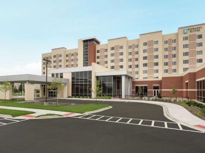 Embassy Suites by Hilton Chicago Naperville