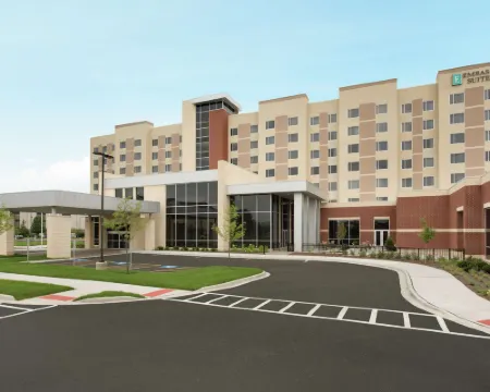 Embassy Suites by Hilton Chicago Naperville Hotels in Naperville