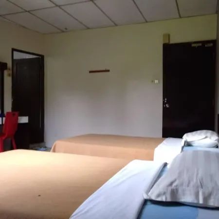Green Mountain Lodging House Отели рядом с достопримечательностью «Исламский музей»