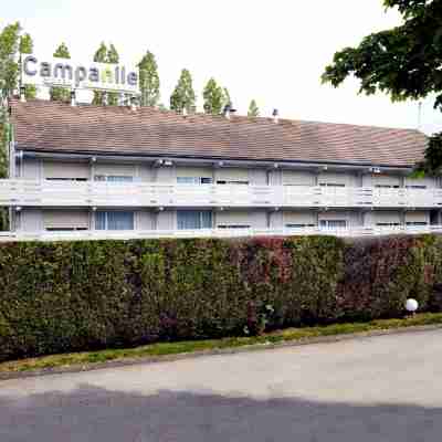 Campanile les Ulis Hotel Exterior