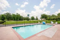 Quality Inn Savannah South Hotels in Savannah