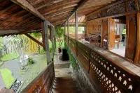 Hills Joglo Villa Hoteles en Ungaran