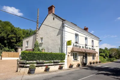 L'Auberge du Port des Roches Các khách sạn ở Luche-Pringe