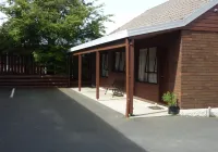 Carisbrook Motel Hotels in Mosgiel