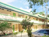 J.Holiday Inn Krabi Hotels near Wat Kaeo Korawaram