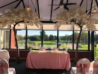 Calderfields Golf & Country Club - พร้อมอาหารเช้า