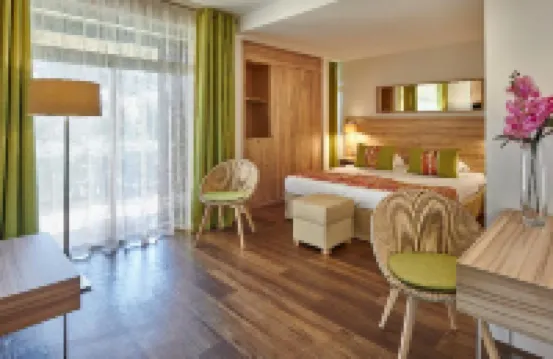 Hôtel Vacances Bleues Delcloy Hotels near Villa Ephrussi de Rothschild