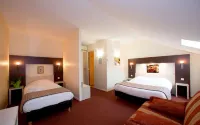 Logis Jum'Hotel Hotels in Saint-Geosmes