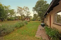 Hoopoe Haven Guest House Hotels in Chartwell
