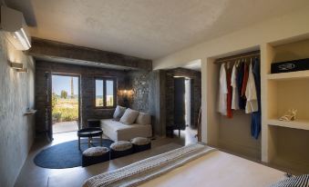 Seesoo Paros Beachfront Resort