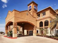 Baymont by Wyndham Cuero - parking
