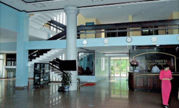 1. 하이 우 호텔 ..