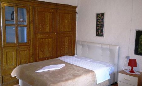 Pergamon Pension - Housity