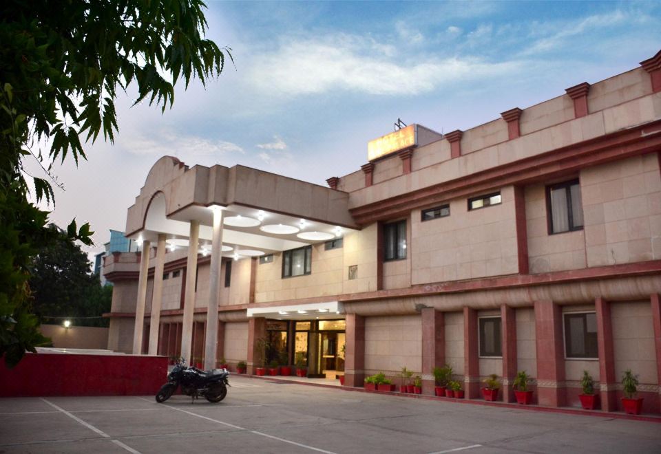 hotel overview picture