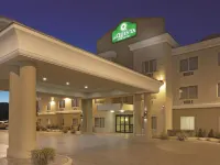La Quinta Inn & Suites by Wyndham Ely Hôtels à : Ely