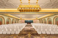 Hotel Hillock Ahmedabad