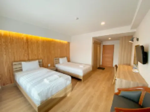 คิโอะ โฮเทล โรงแรมใกล้หมู่บ้านย่าโม 5