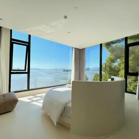 Free sea valley