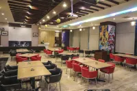 Almadera Hotel