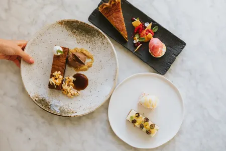 Healing Manor Hotel Отели в г. Гримсби