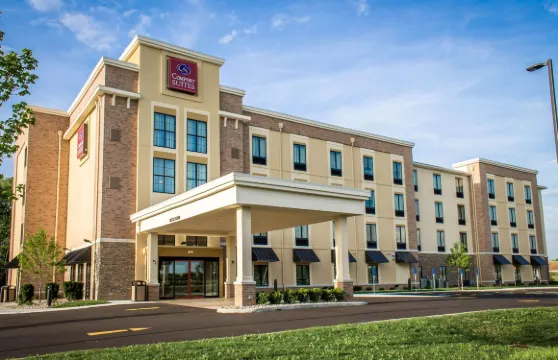 哈特維爾北坎頓舒適套房酒店