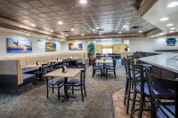 Wingate by Wyndham Detroit Metro Airport - 朝食