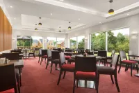 Ramada by Wyndham Milton Keynes - breakfast