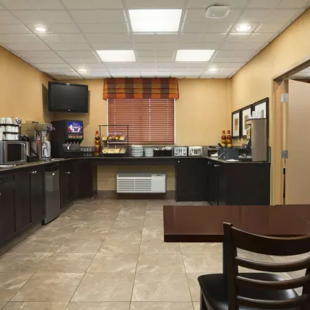 Ramada by Wyndham Surrey/Langley