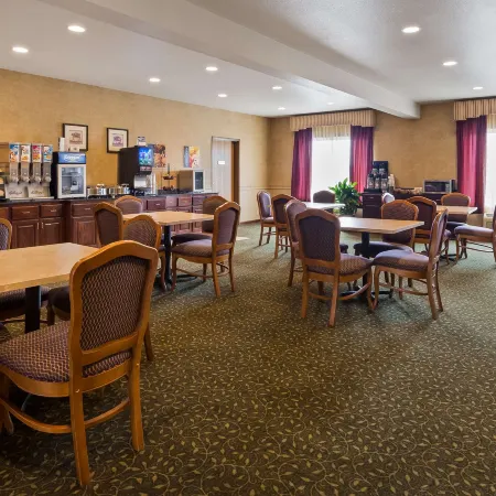 Best Western Penn-Ohio Inn  Suites Ξενοδοχεία στην πόλη Trumbull County
