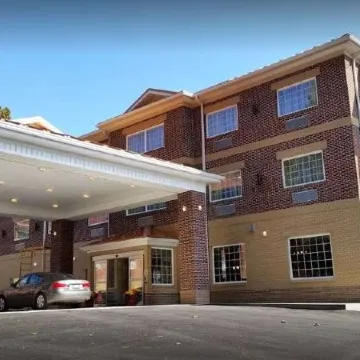 Wingate by Wyndham Elkins