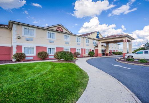 퀄리티 인 밀 홀 객실