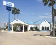 Rodeway Inn - parking