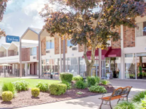 トラベロッジ バイ ウィンダム ジャクソン ブラックマンのホテル