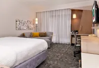 Courtyard Dallas Northwest Hotels in Farmers Branch