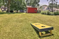 Fire Pit, BBQ & Yard: Family Home in Adrian Hotels near Lenawee Historical Society