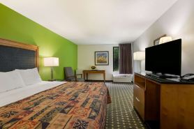 Spark by Hilton Roanoke Airport