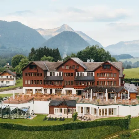 Mondi Hotel am Grundlsee