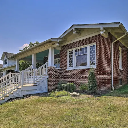 Bristol Bungalow < 1 Mi to Country Music Museum