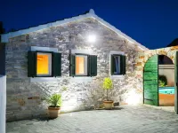 Villa with Private Pool and Terrace