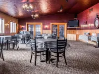 Quality Inn & Suites Munising Hotels in Munising Township