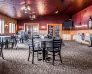 Quality Inn & Suites Munising